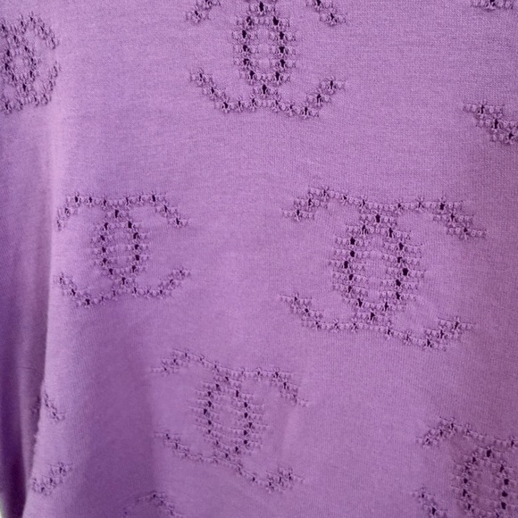 100% AUTHENTIC CHANEL CREW NECK T-SHIRT - Picture 3 of 12